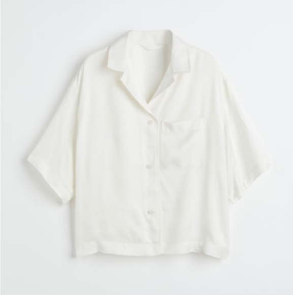 🆕️ NWT H&M Oversized Resort Shirt in 'White' - Picture 6 of 8